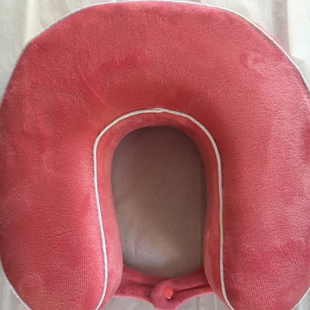 Plush travel neck pillow